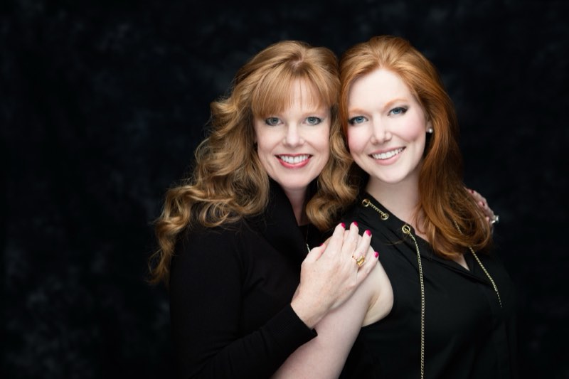 Family and maternity portrait by Moshe Zusman, PortraitDC — Washington DC