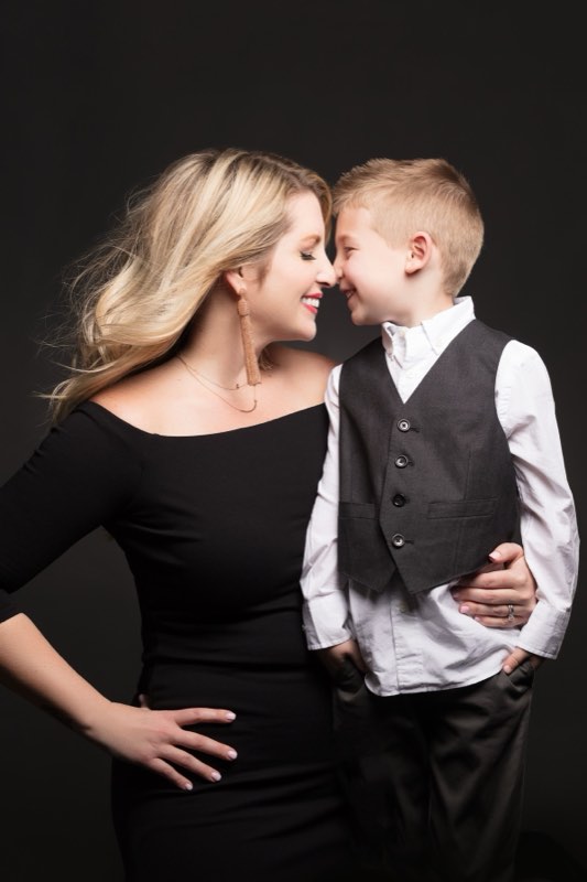 Family and maternity portrait by Moshe Zusman, PortraitDC — Washington DC