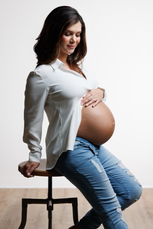 Family and maternity portrait by Moshe Zusman, PortraitDC — Washington DC