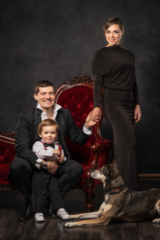 Family and maternity portrait by Moshe Zusman, PortraitDC — Washington DC