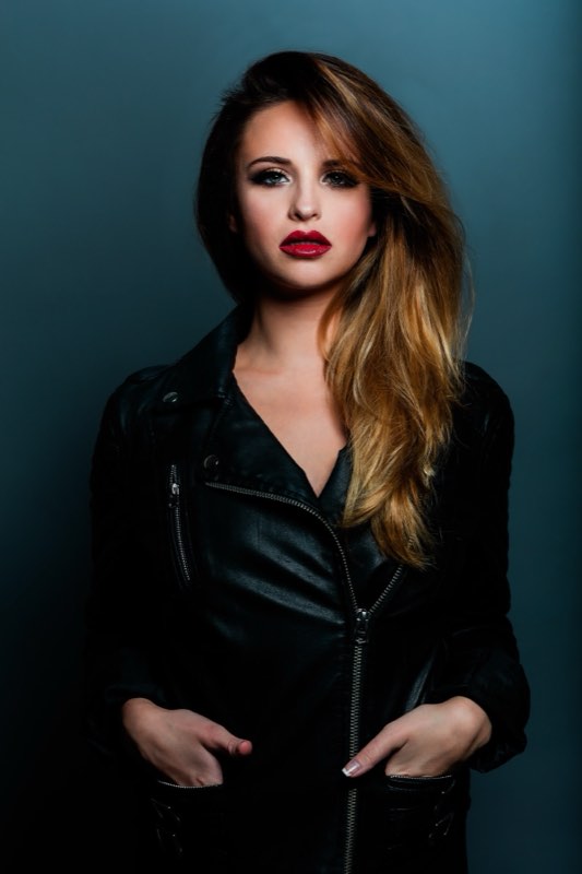 Modeling portfolio photograph by Moshe Zusman, PortraitDC — Washington DC
