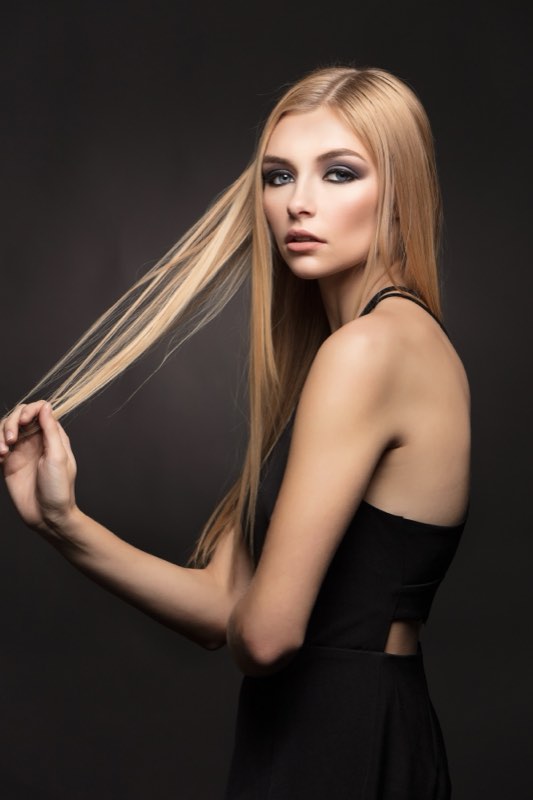 Modeling portfolio photograph by Moshe Zusman, PortraitDC — Washington DC