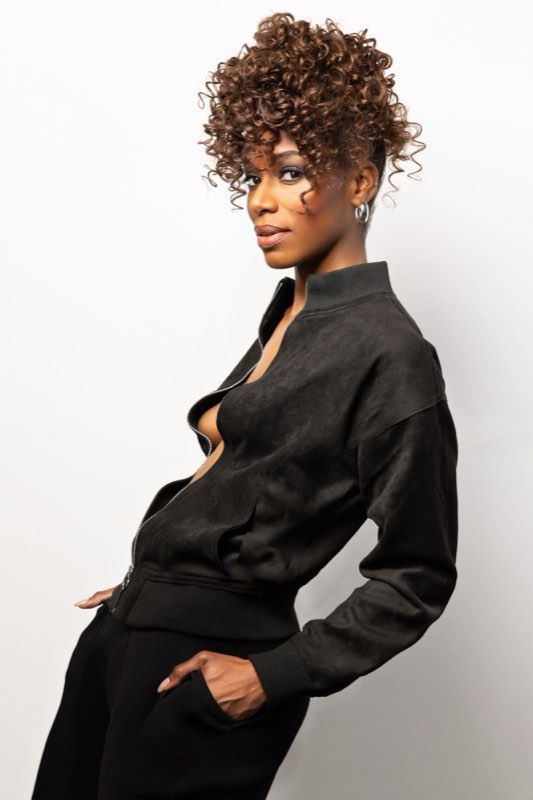 Modeling portfolio photograph by Moshe Zusman, PortraitDC — Washington DC