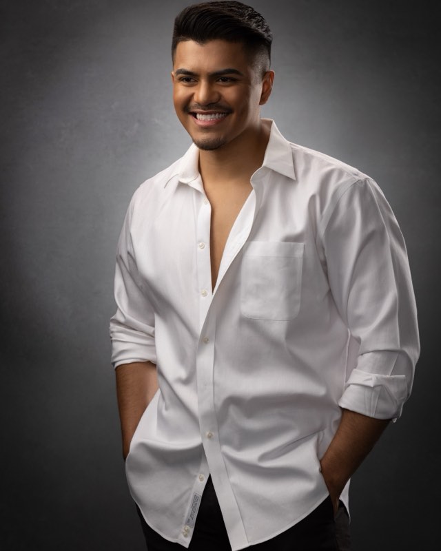 Modeling portfolio photograph by Moshe Zusman, PortraitDC — Washington DC