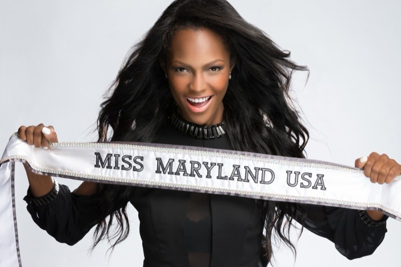Pageant portrait by Moshe Zusman, PortraitDC — Washington DC
